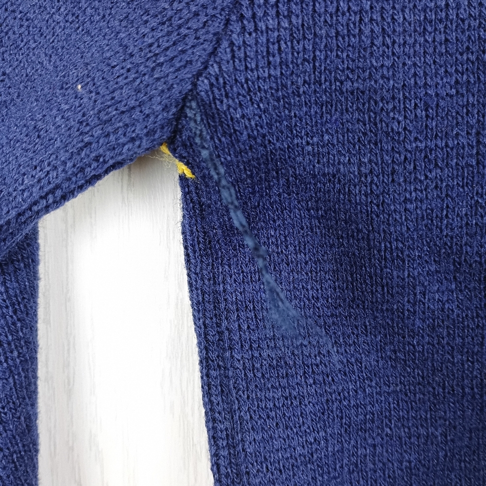 VINTAGE w/tag 1980's Extremely Rare Navy yellow Sony Tape knitted Sweater Size S - Picture 8 of 14